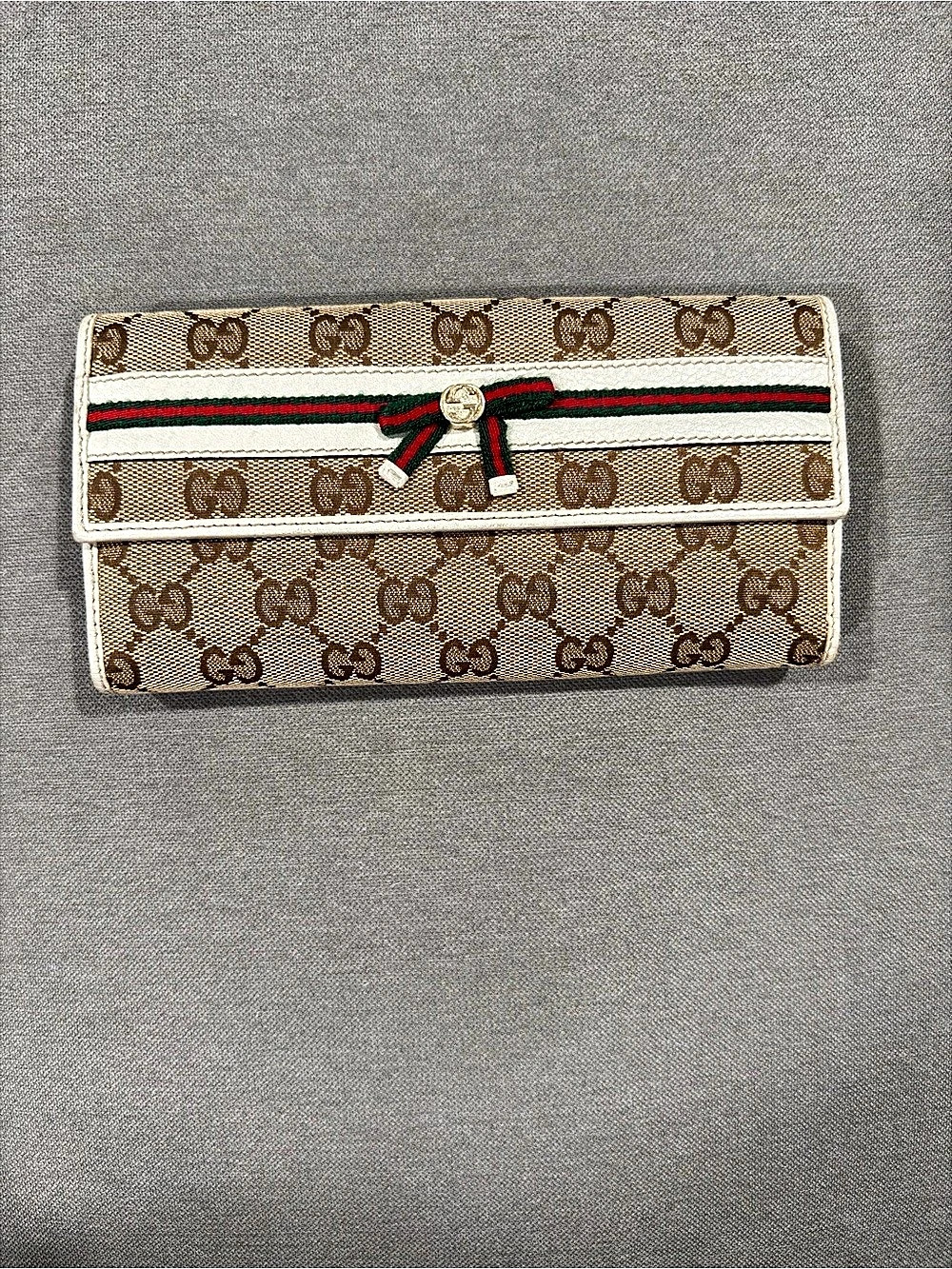 Gucci Princy GG Canvas Web Bow Continental Wallet Brown & White